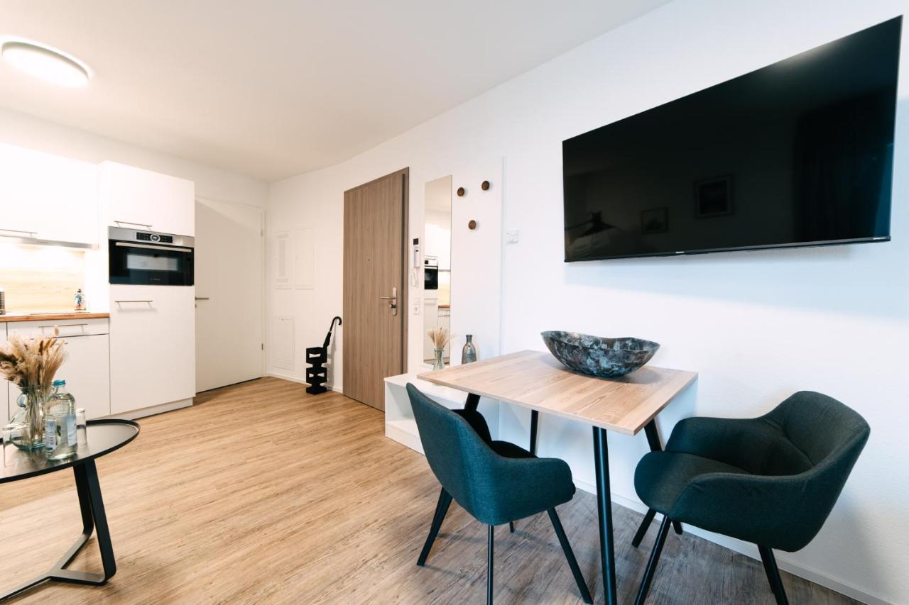 Zentrahome - Zentral Outlet Business Smarttv Balkon Metzingen  Esterno foto